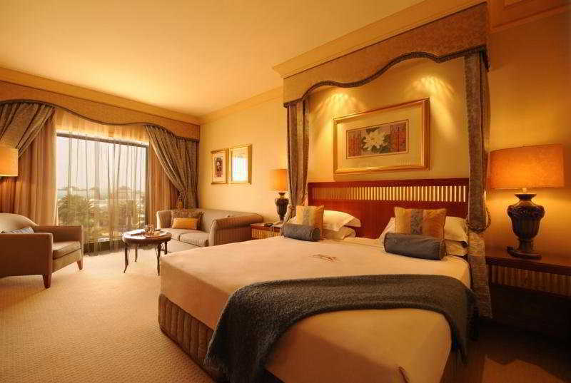 เพียร์มอนต์ เมทคอร์ท แอท เอ็มเพอเรอร์ พาเลซ โยฮันเนสเบิร์ก Hotel เคมป์ตัน พาร์ค ภายนอก รูปภาพ
